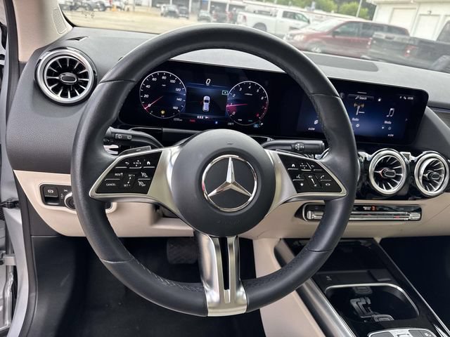 Used 2025 Mercedes-Benz GLA 250 image 28