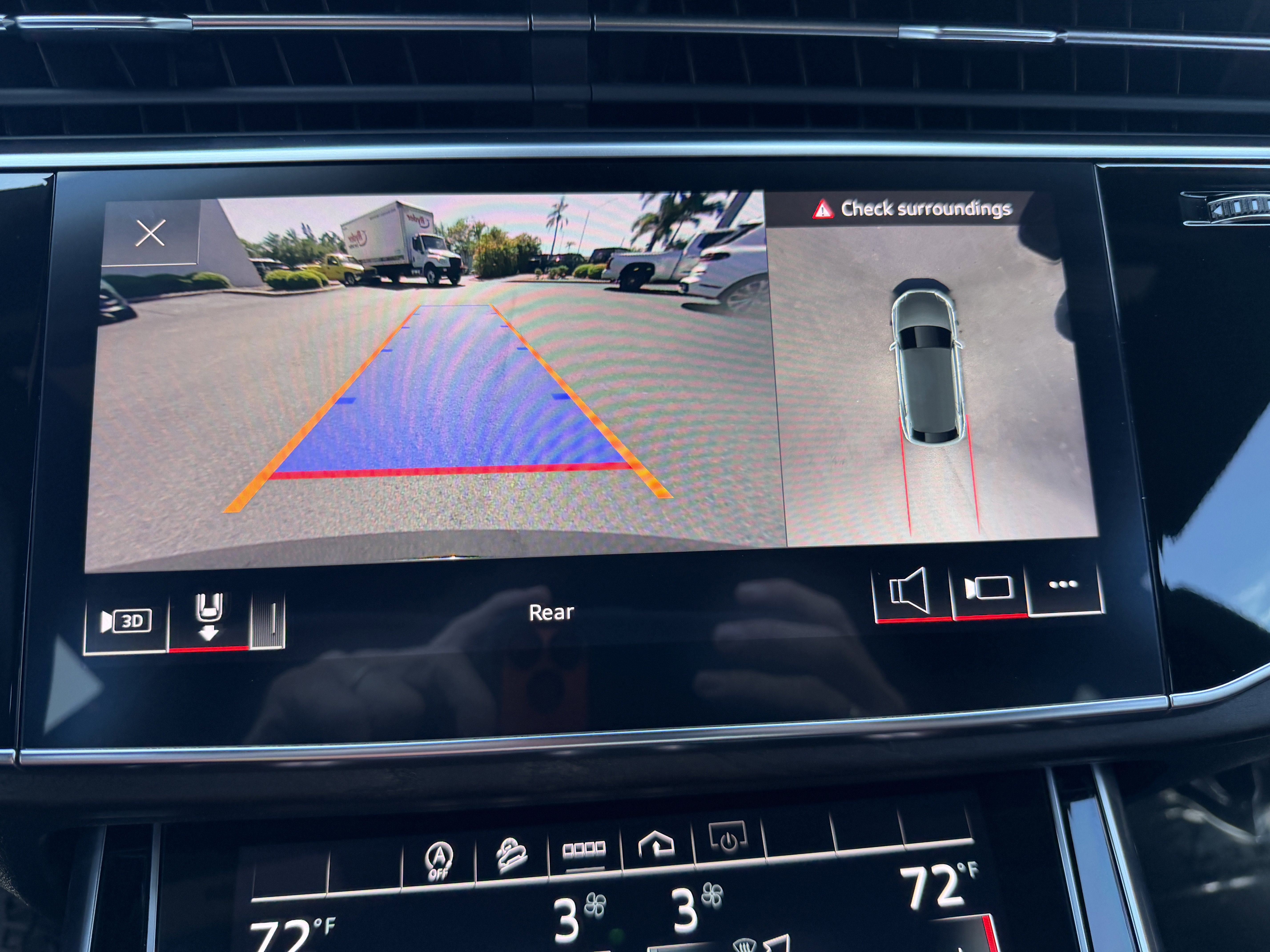 Used 2021 Audi Q8 Premium Plus AWD/4WD image 22