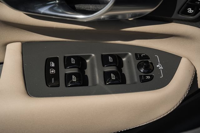 New 2026 Volvo XC90 T8 Ultra w/ Protection Package AWD/4WD image 43