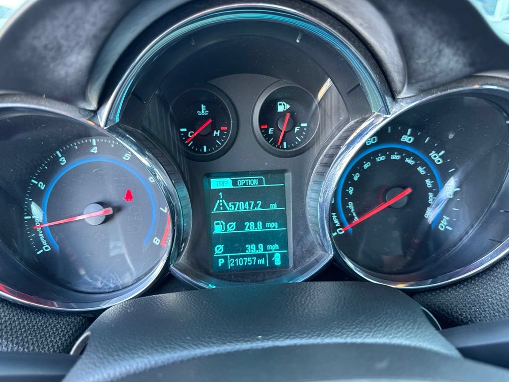 Used 2013 Chevrolet Cruze LT w/ RS Package FWD image 23