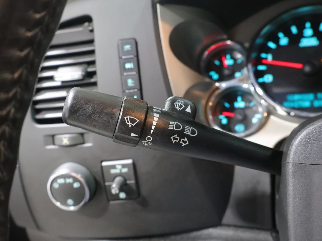 Used 2011 Chevrolet Silverado 1500 LT w/ All-Star Edition AWD/4WD image 28