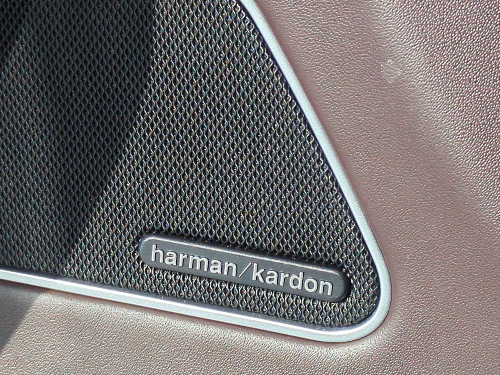 Used 2019 Maserati Levante S GranLusso image 32