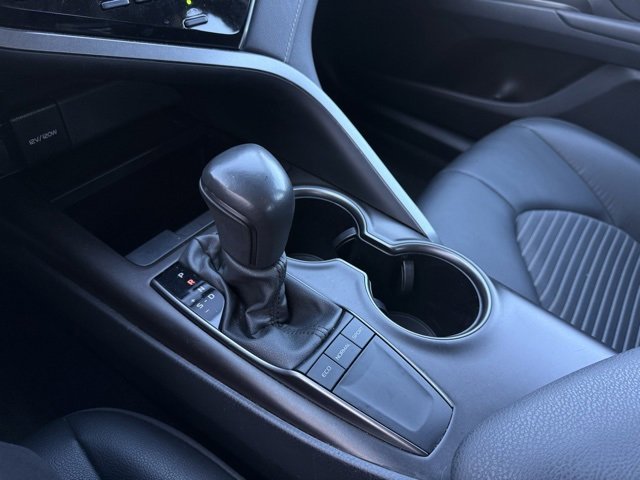 Used 2024 Toyota Camry SE image 19