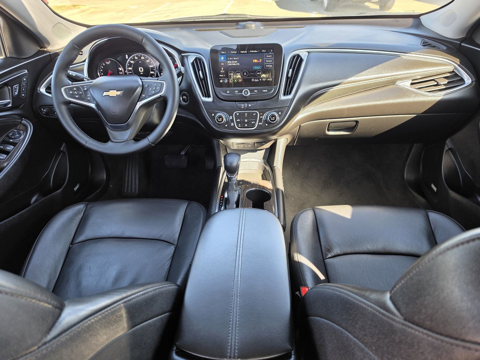 Used 2024 Chevrolet Malibu LT image 15