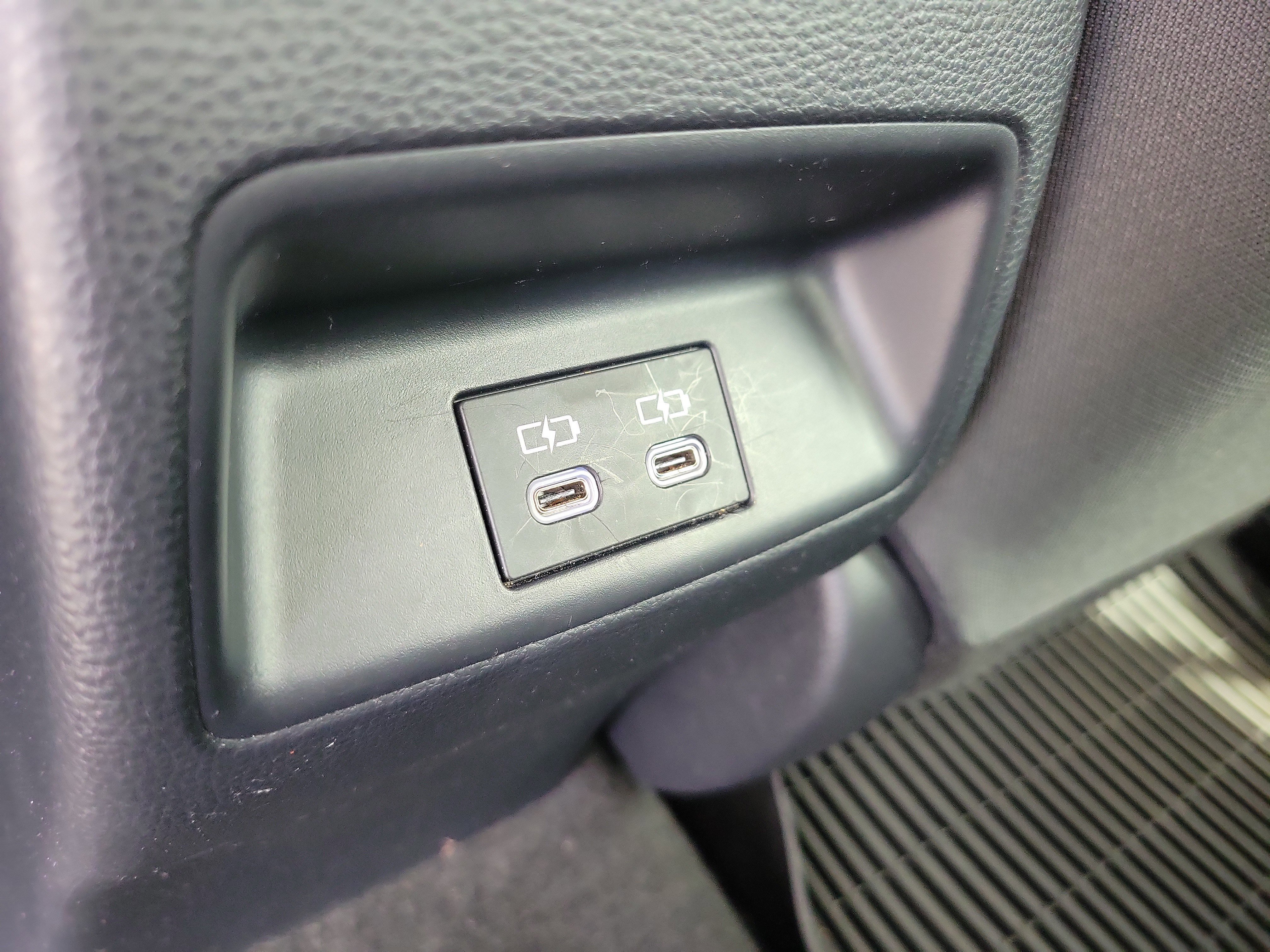 Certified 2023 Toyota Corolla LE image 13