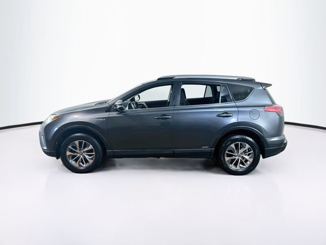 Used 2017 Toyota RAV4 XLE w/ All Weather Liner Package AWD/4WD image 6