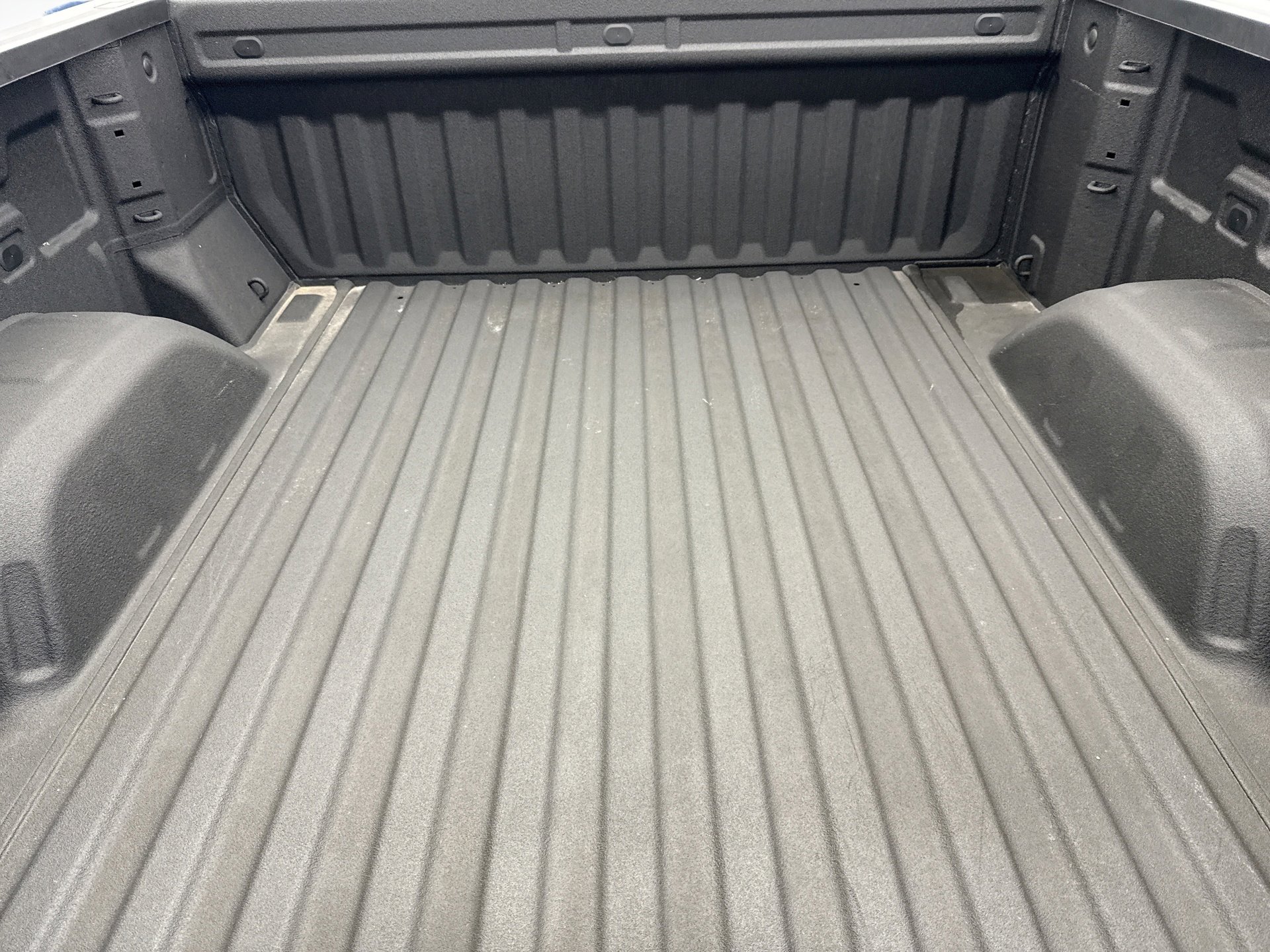 Used 2025 Chevrolet Silverado 1500 Custom w/ LPO, Dark Essentials Package image 18