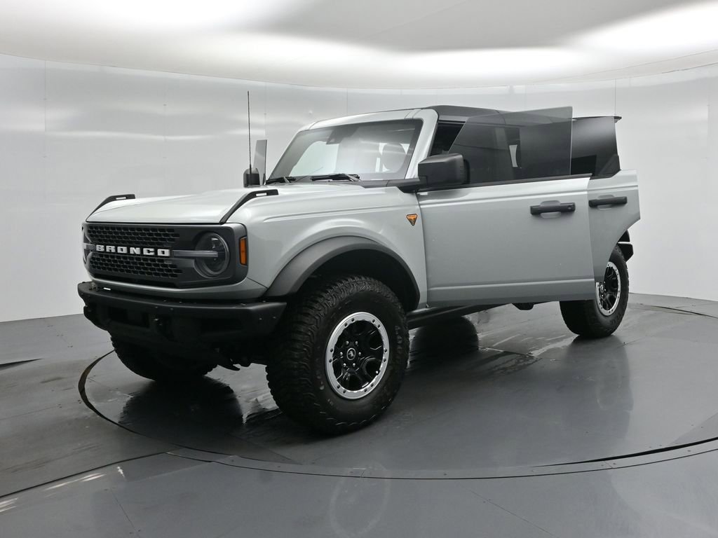 Certified 2024 Ford Bronco Badlands w/ Sasquatch Package image 32