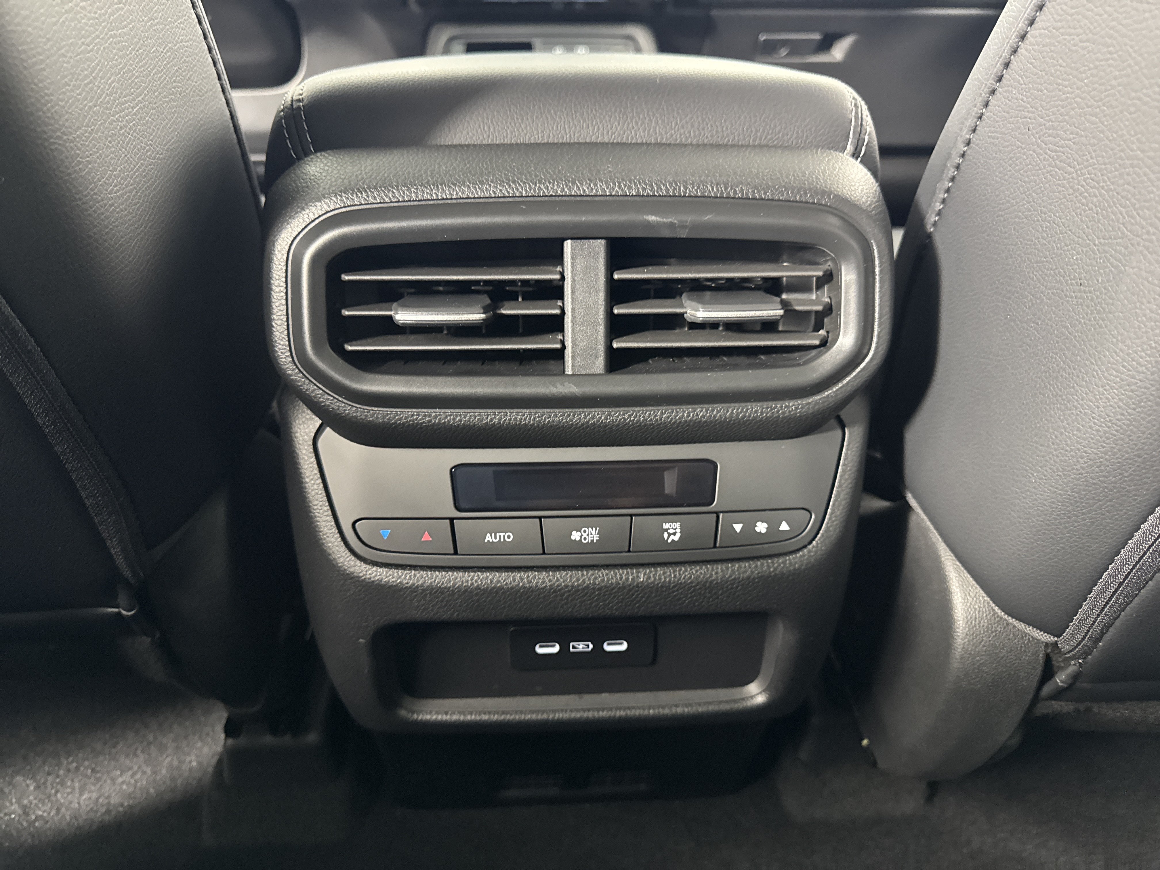 Certified 2025 Honda Pilot EX-L image 28