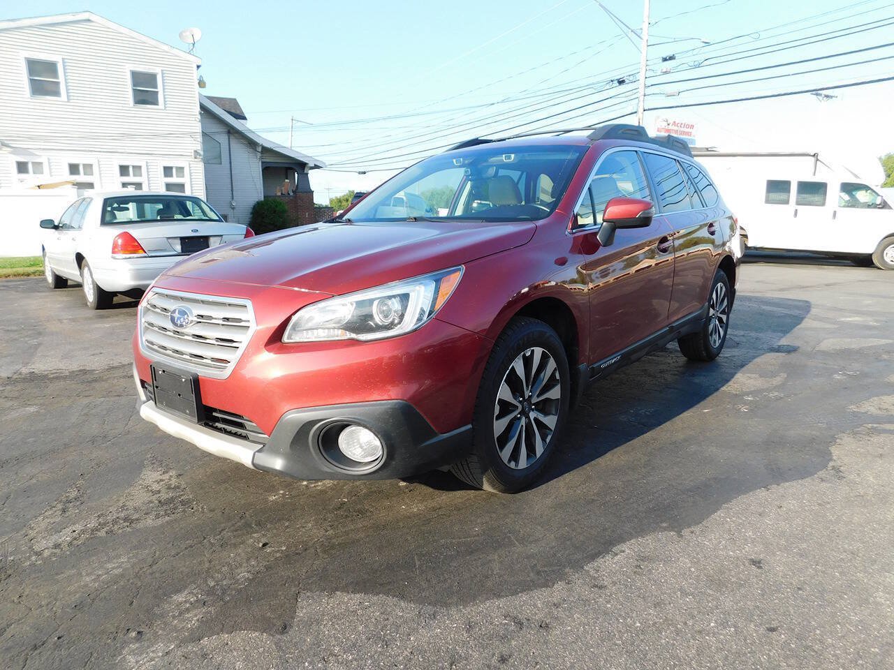 Used 2017 Subaru Outback 2.5i Limited AWD/4WD image 1