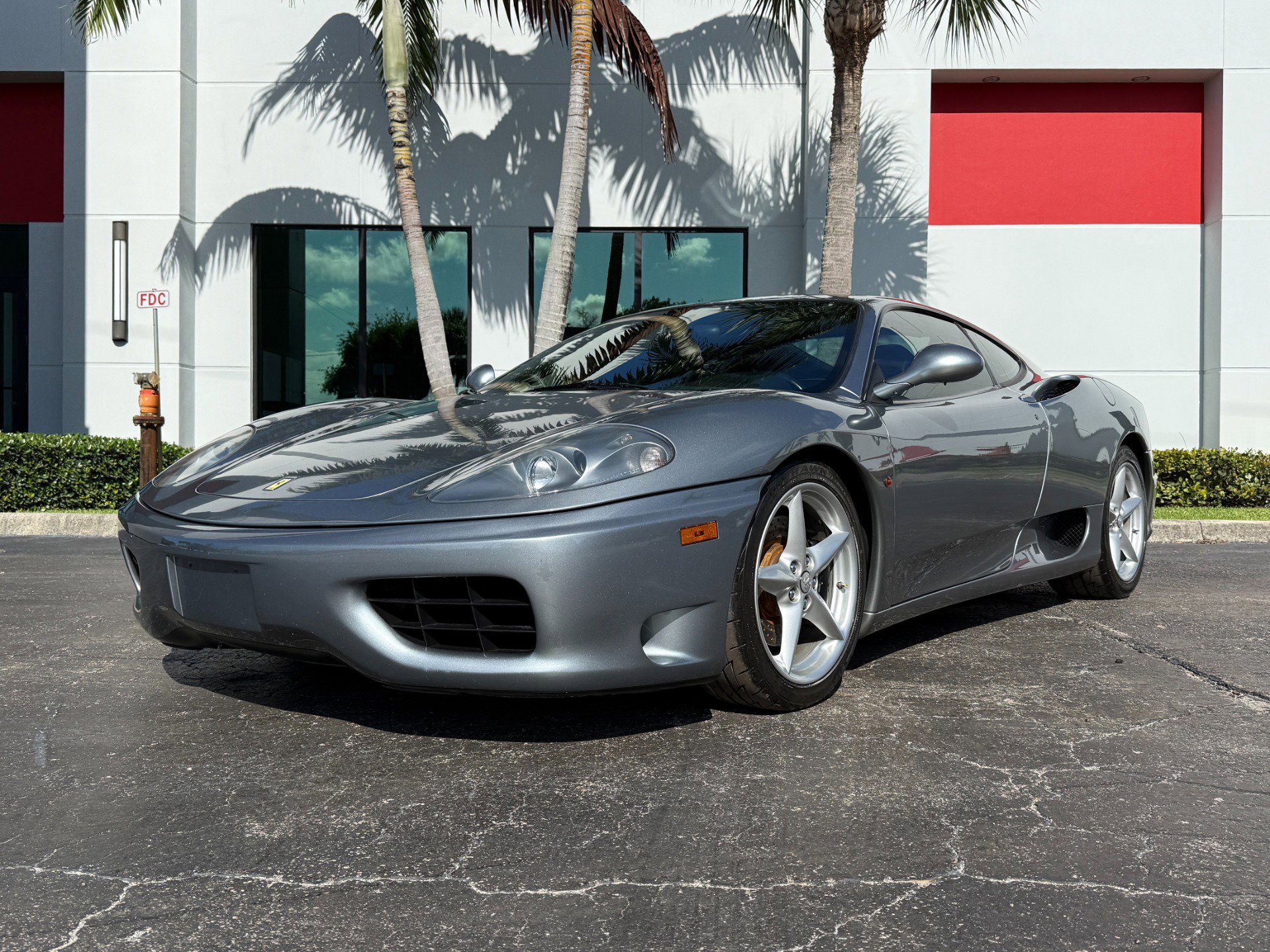 Used 2004 Ferrari 360 Modena RWD image 8