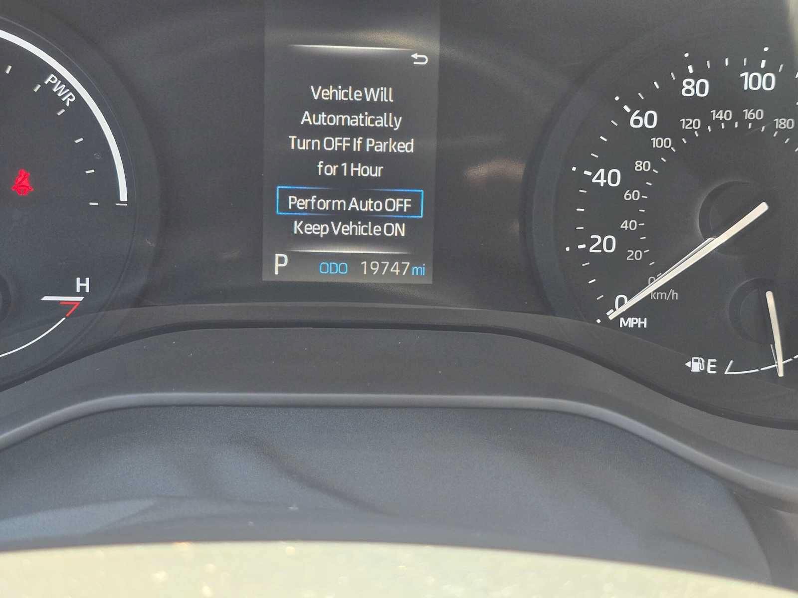 Used 2023 Toyota Sienna XLE w/ XLE Plus Package FWD image 28