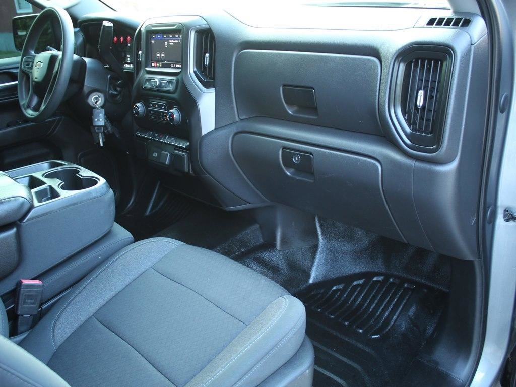 Used 2020 Chevrolet Silverado 1500 W/T w/ Z71 Off-Road Package AWD/4WD image 12