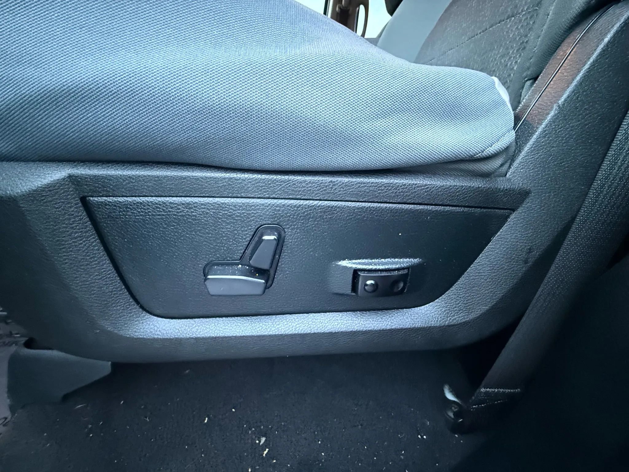 Used 2016 RAM 1500 Big Horn image 32