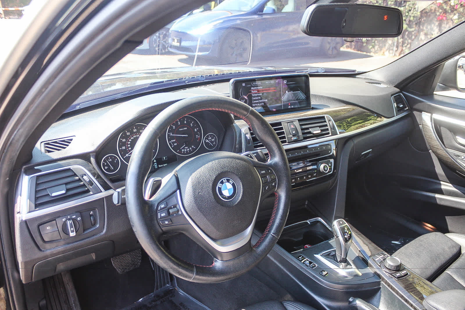 Used 2017 BMW 330i Sedan RWD image 16