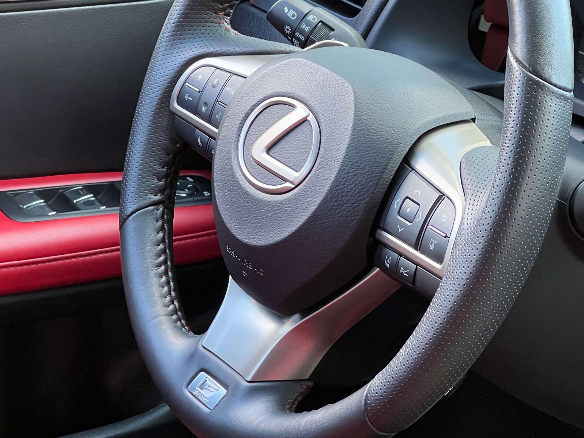 Used 2022 Lexus RX 350 F Sport w/ Accessory Package AWD/4WD image 39