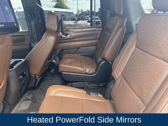 Used 2021 Chevrolet Suburban High Country w/ Premium Package 2 AWD/4WD image 15