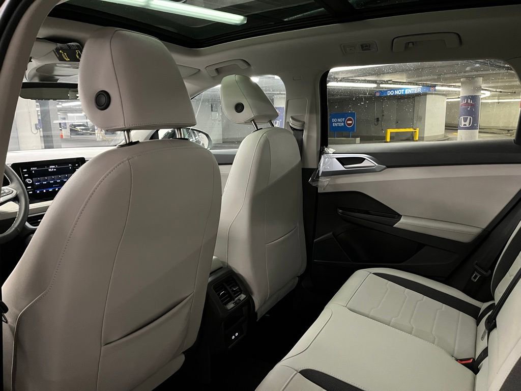 New 2026 Volkswagen Taos SE AWD/4WD image 23