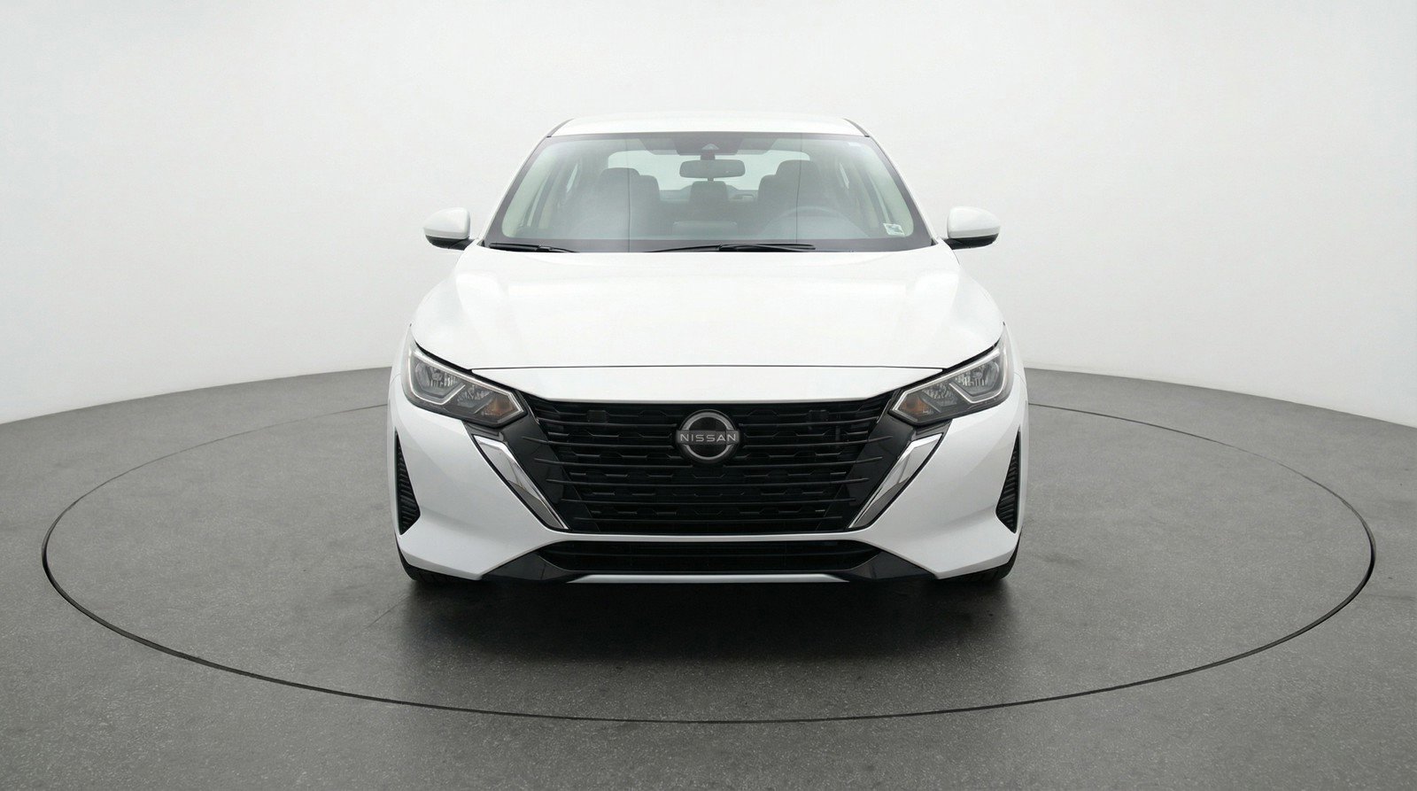 Used 2025 Nissan Sentra SV image 2