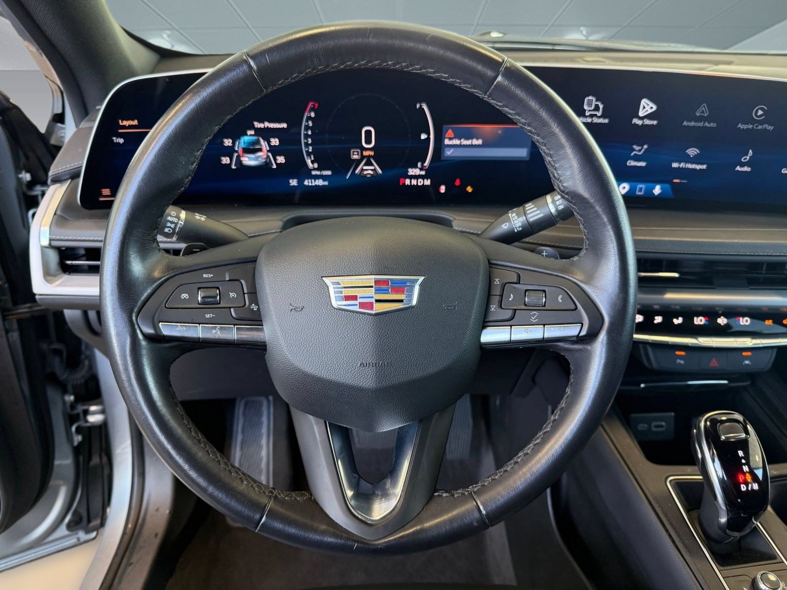 Used 2025 Cadillac XT4 Premium Luxury FWD image 4