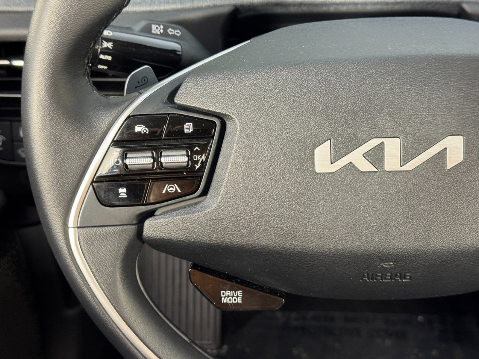 Used 2023 Kia EV6 Wind image 20