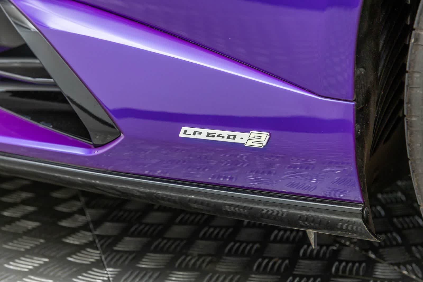 Used 2024 Lamborghini Huracan Tecnica RWD image 7