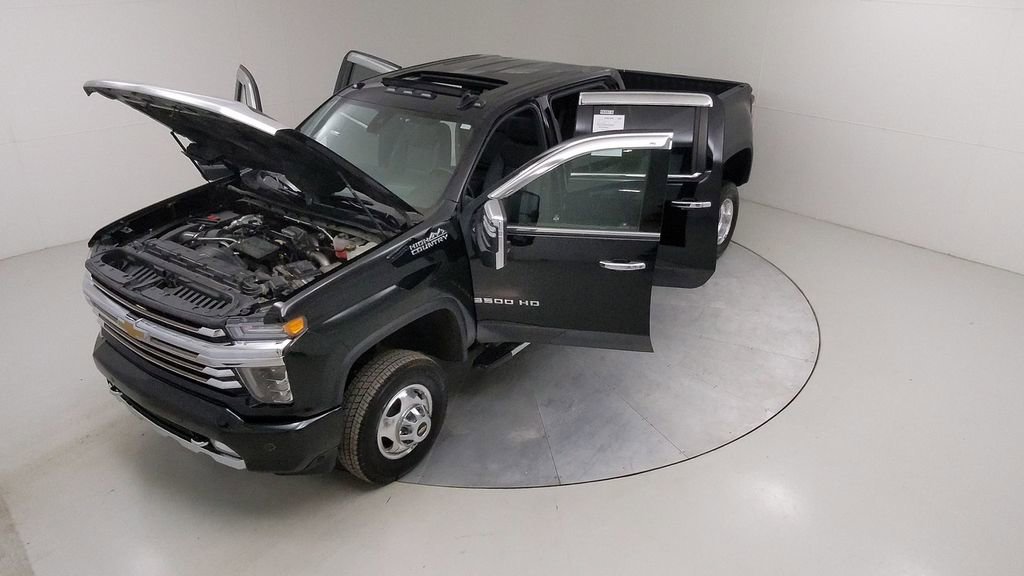 Used 2022 Chevrolet Silverado 3500 High Country image 47