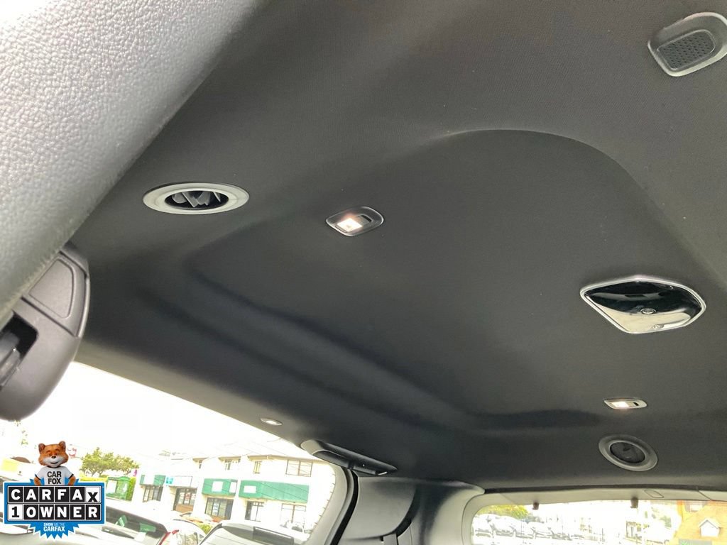 Used 2023 Chrysler Pacifica Limited w/ Uconnect Theater Family Group FWD image 61