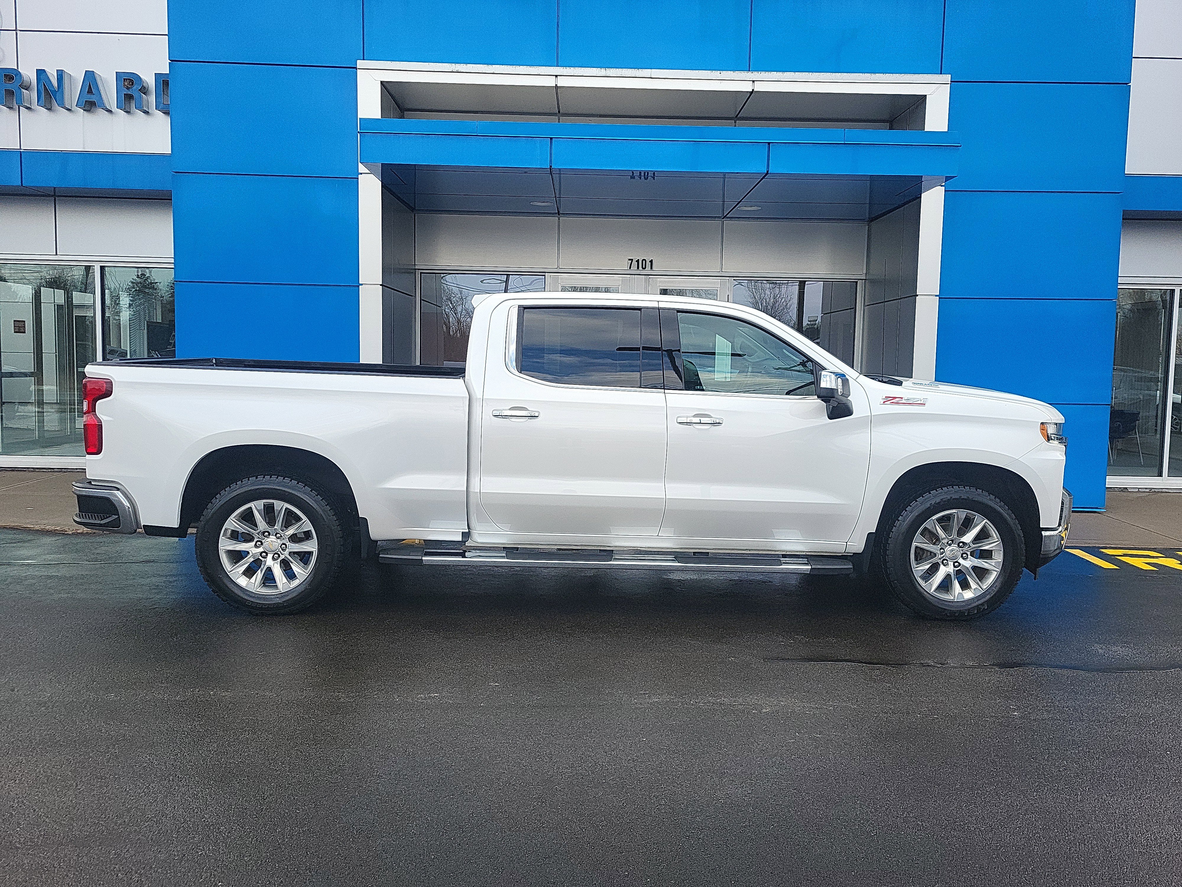 Certified 2021 Chevrolet Silverado 1500 LTZ w/ Technology Package image 17