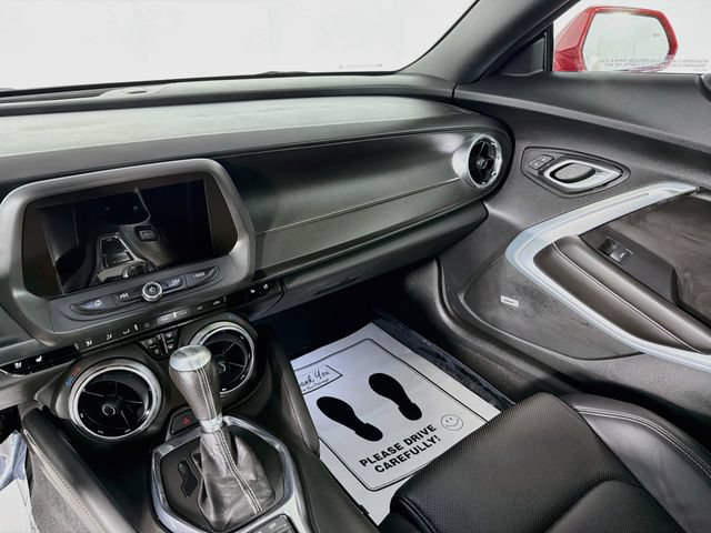 Used 2018 Chevrolet Camaro SS RWD image 23