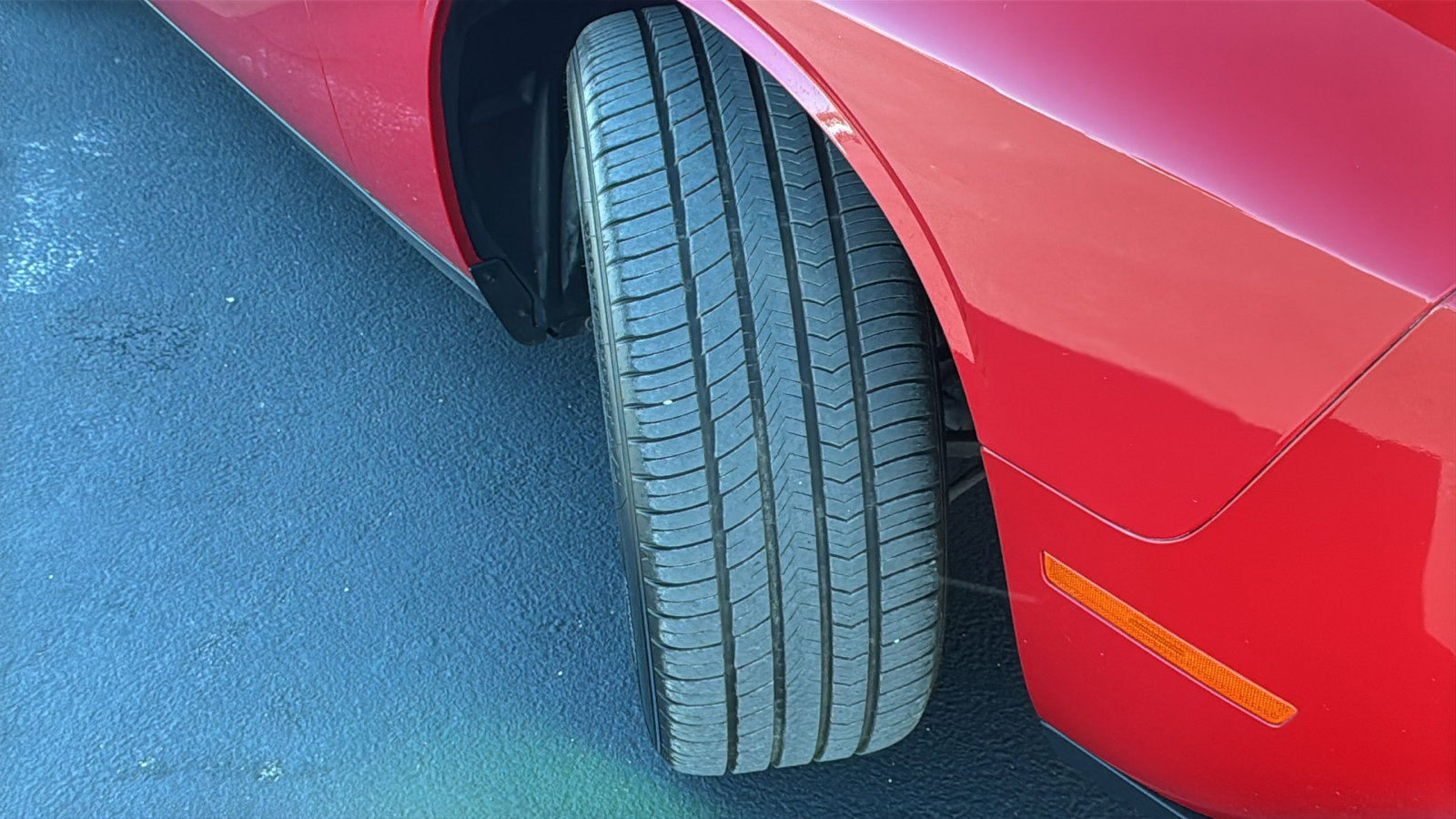 Used 2016 Dodge Challenger R/T Plus RWD image 21