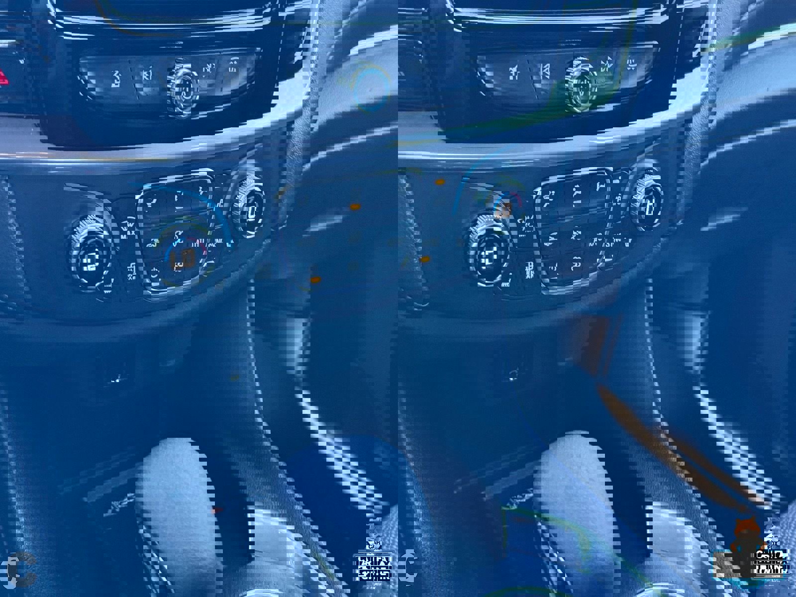 Certified 2023 Chevrolet Traverse LT image 22