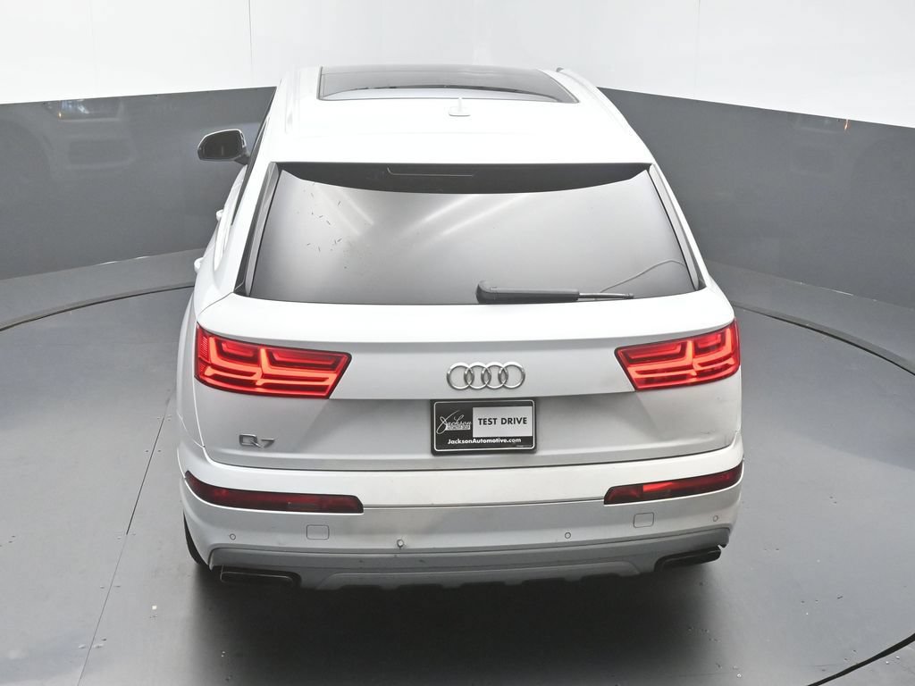 Used 2017 Audi Q7 3.0T Premium Plus w/ Premium Plus Package AWD/4WD image 45