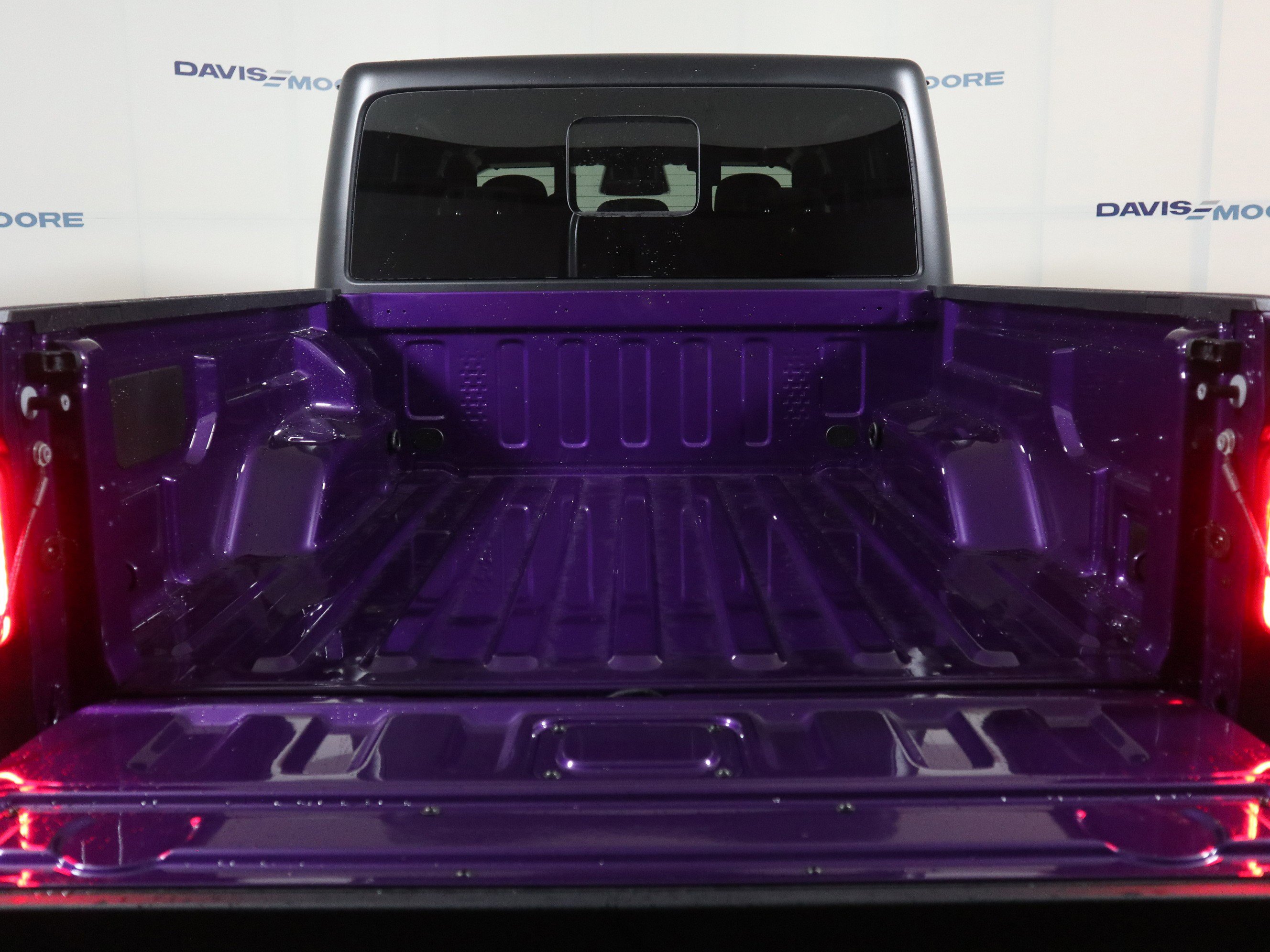 New 2026 Jeep Gladiator Sport AWD/4WD image 8