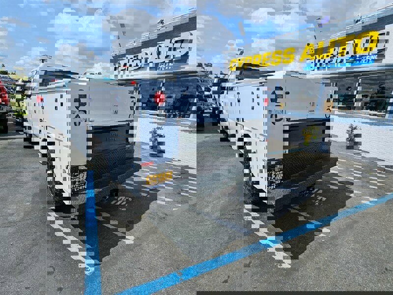 Used 2016 Ford F250 XL image 4