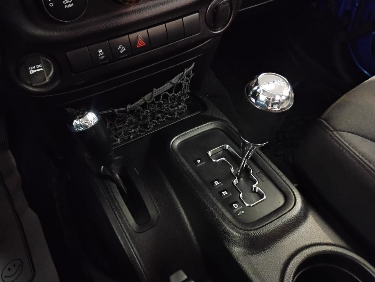 Used 2015 Jeep Wrangler Sport image 22