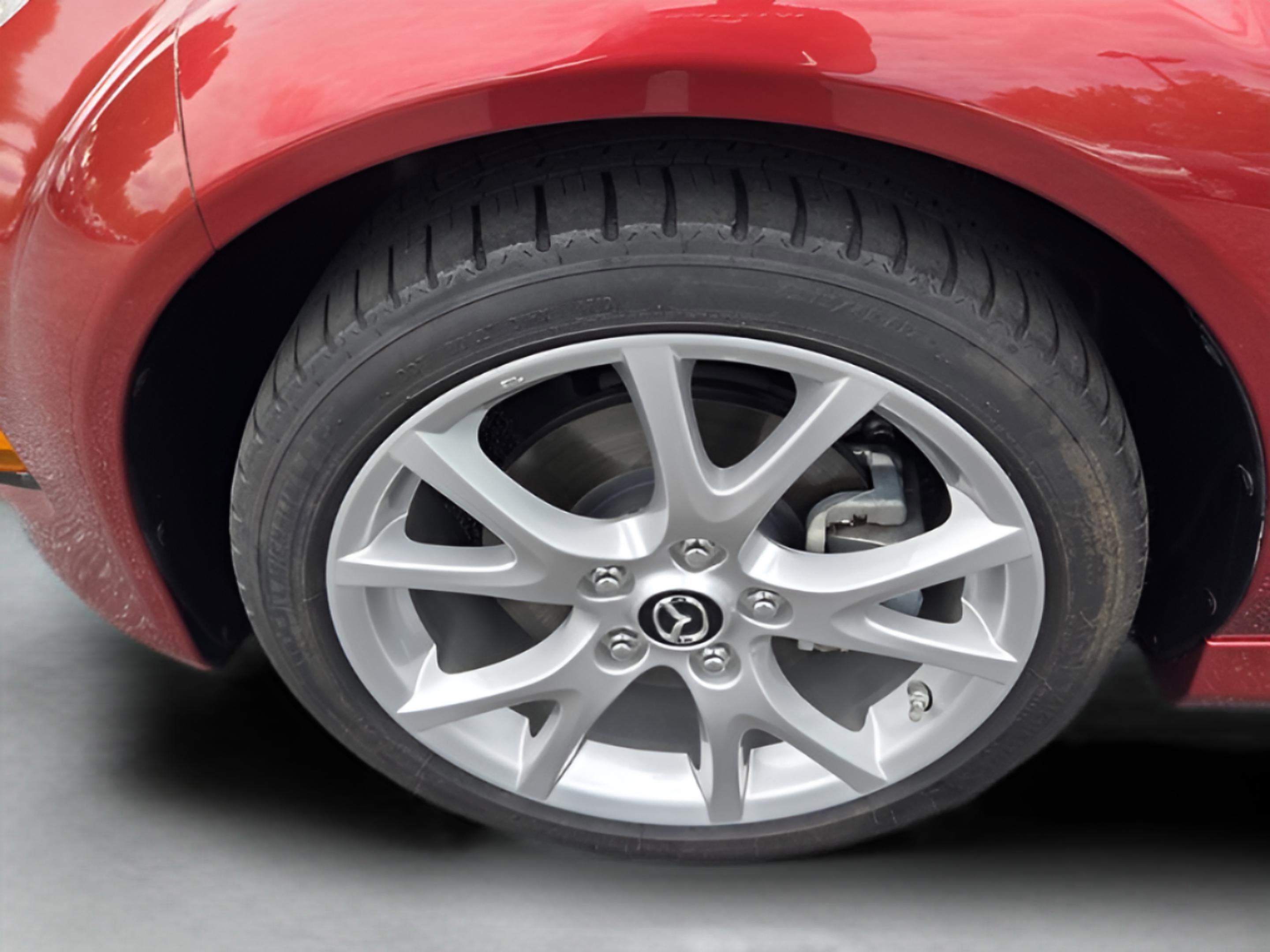 Used 2015 MAZDA MX-5 Miata Grand Touring RWD image 30