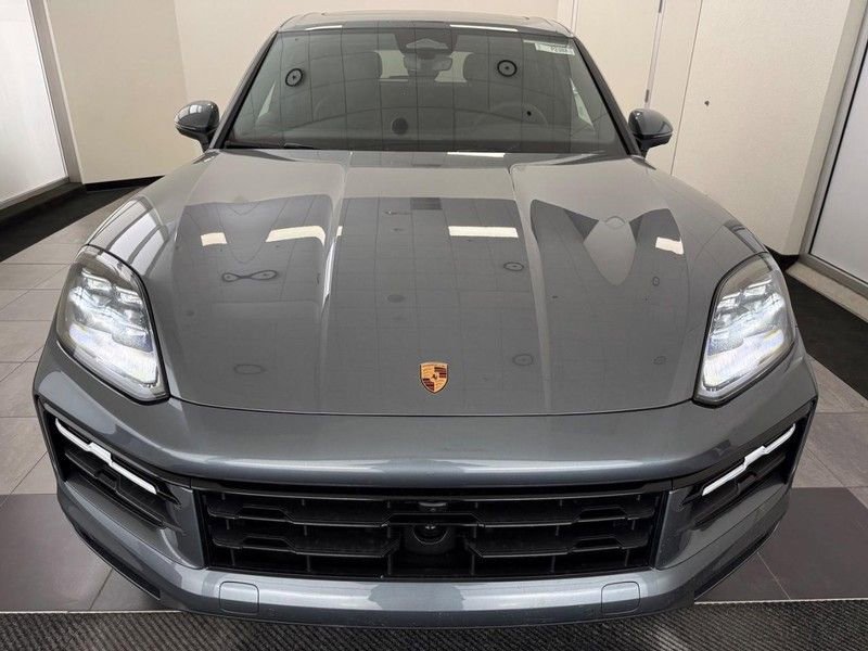 New 2026 Porsche Cayenne AWD/4WD image 12