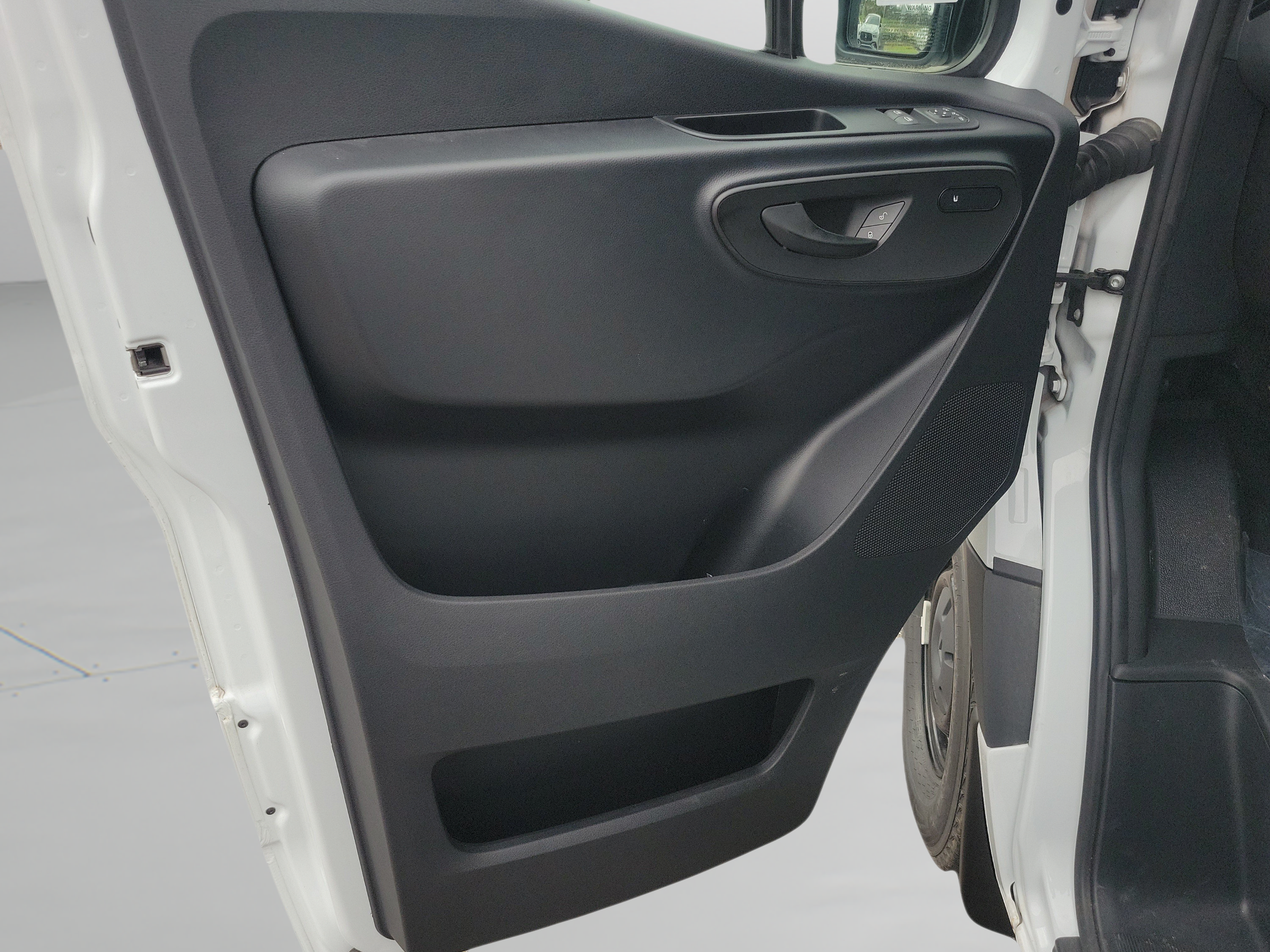 New 2025 Mercedes-Benz Sprinter 2500 image 13