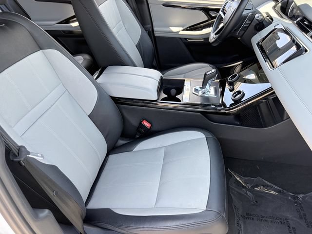 Used 2022 Land Rover Range Rover Evoque R-Dynamic SE AWD/4WD image 18
