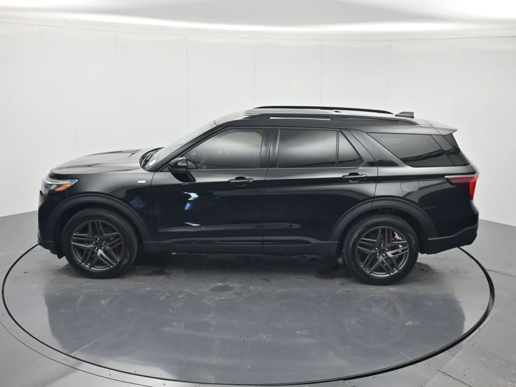 New 2026 Ford Explorer ST-Line w/ ST-Line Street Pack RWD image 35