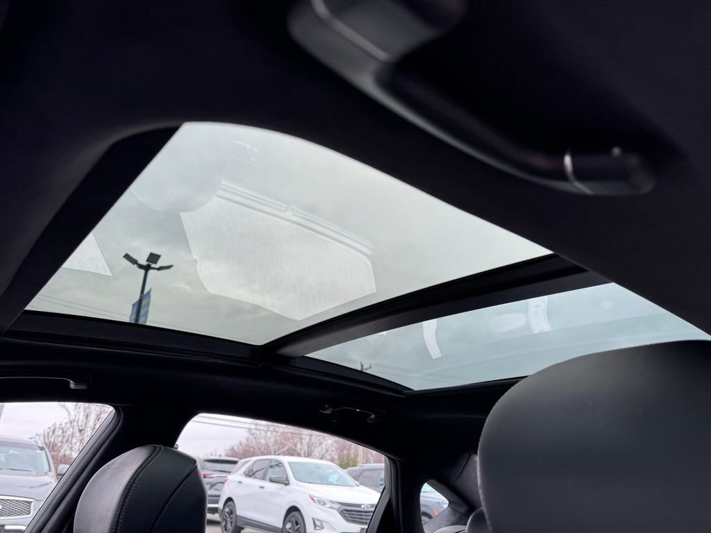 Used 2018 Genesis G80 3.3T Sport image 33