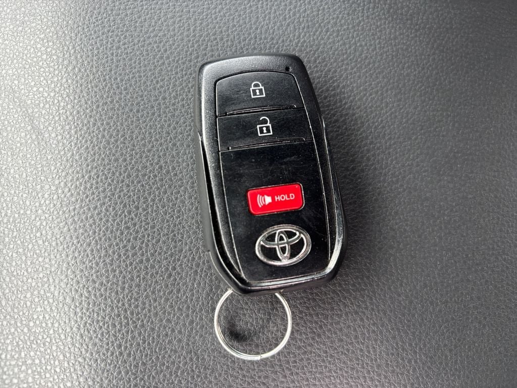 Used 2024 Toyota Tacoma TRD Sport AWD/4WD image 35