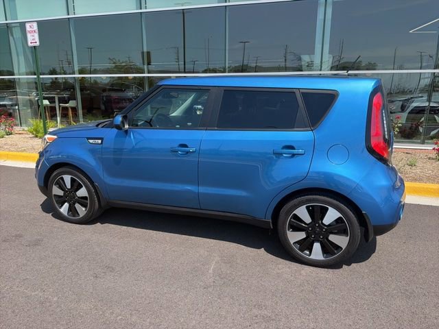 Used 2018 Kia Soul + FWD image 21