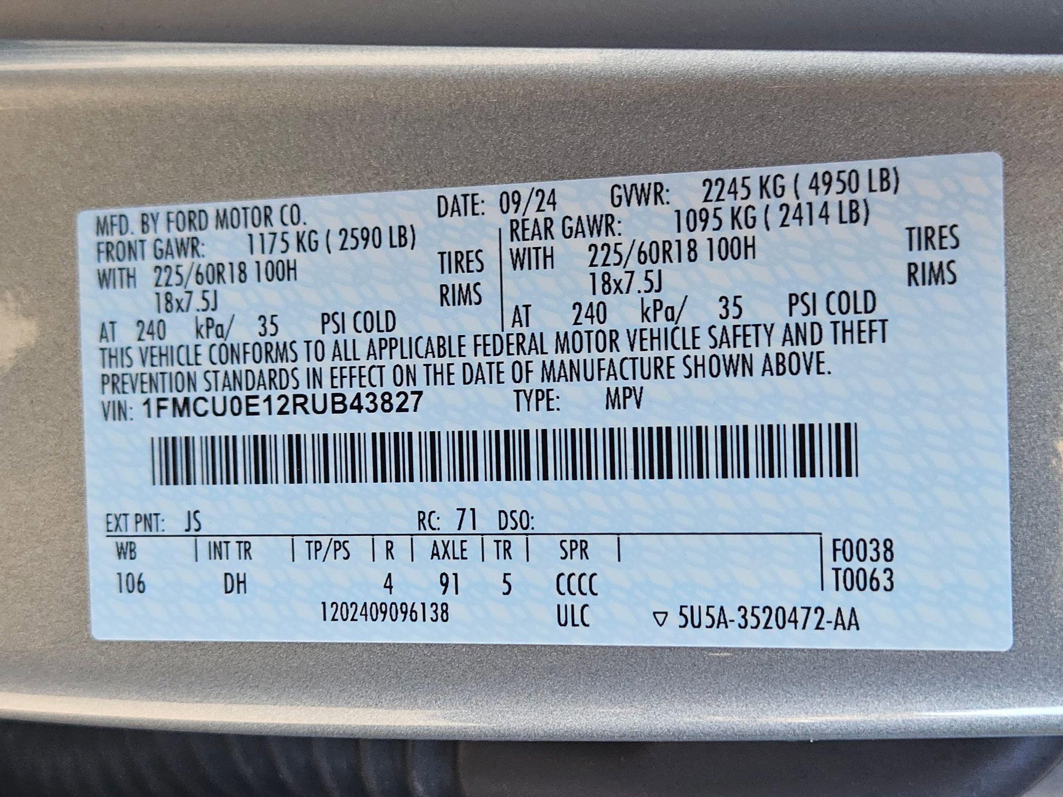 New 2024 Ford Escape SE w/ PHEV Premium Package image 18