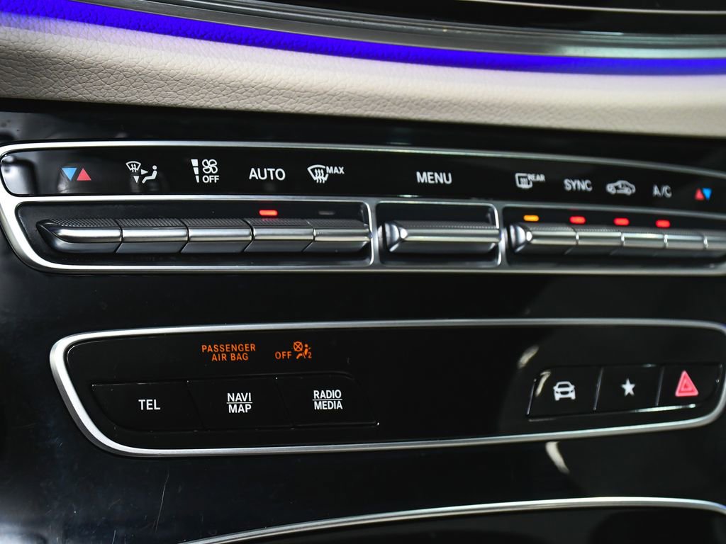 Used 2021 Mercedes-Benz E 350 4MATIC Sedan image 39