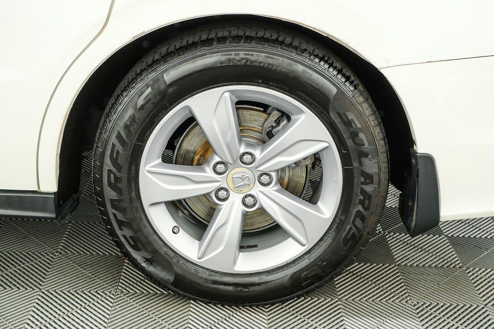 Used 2018 Honda Odyssey EX-L image 38