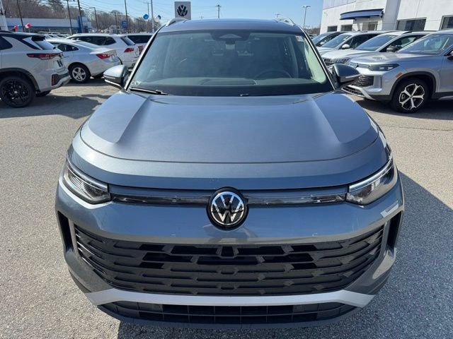 New 2026 Volkswagen Tiguan SE AWD/4WD image 2