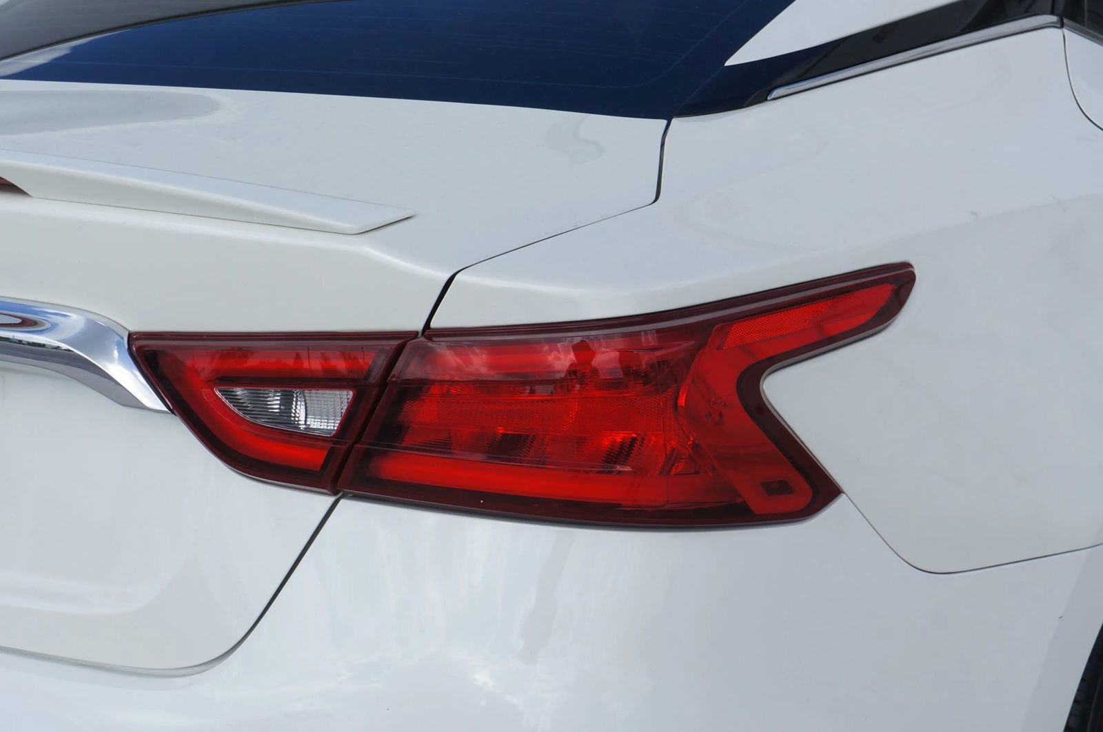 Used 2016 Nissan Maxima 3.5 SL FWD image 19