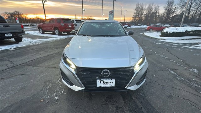 Used 2024 Nissan Altima 2.5 S image 8